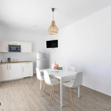 Lola Family Lajares Irent Fuerteventura Lägenhet *